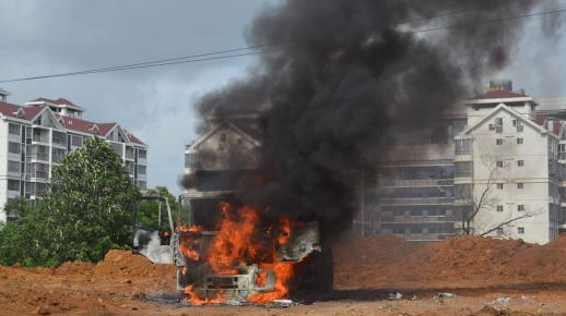安全第一條，且看電網(wǎng)高壓警示器